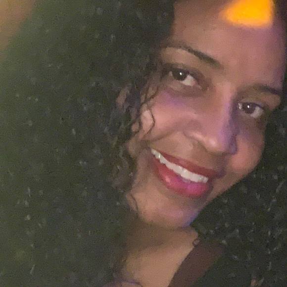 Meet your Posher, Ruthel - Picture 1 of 1